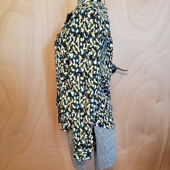 Button-up Blouse - Picture 2 of 2